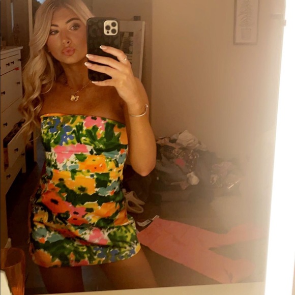 With Jean Lala dress - Picture 4 of 6